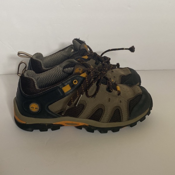 Timberland genuine leather size 3 young Good condition Membrane Shoes Vibram - Picture 4 of 12